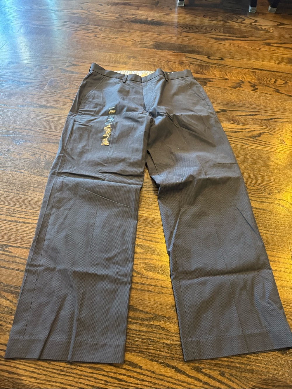 Banana Republic Factory Men's Straight-Leg Dress Pants in Charcoal